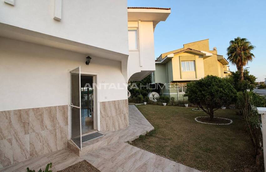 Charming Semi-detached Villa with Garden in Antalya Kadriye 2