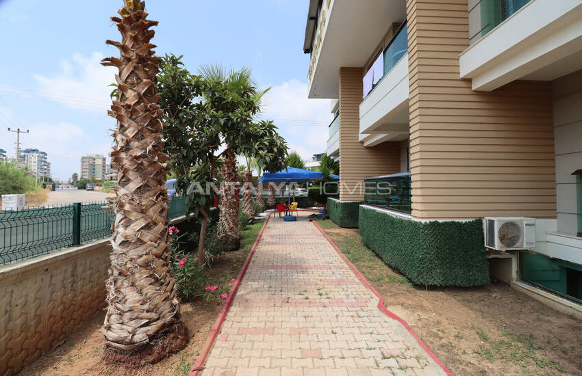 Hotel with an Active Operating Business in Antalya Güzeloba 10