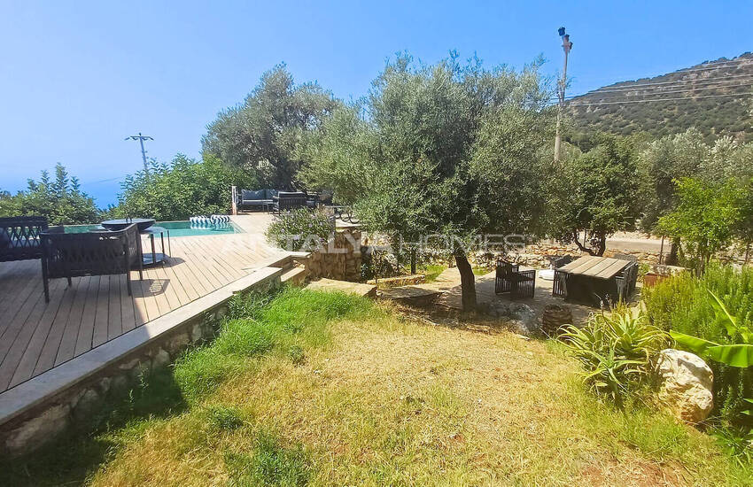 4-bedroom Stylish Villa with Pool in Antalya Kas 10