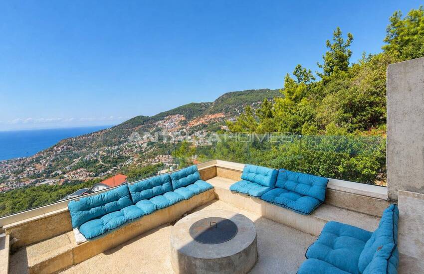 Stunning Detached Villa in Alanya Turkey with Sea View 7