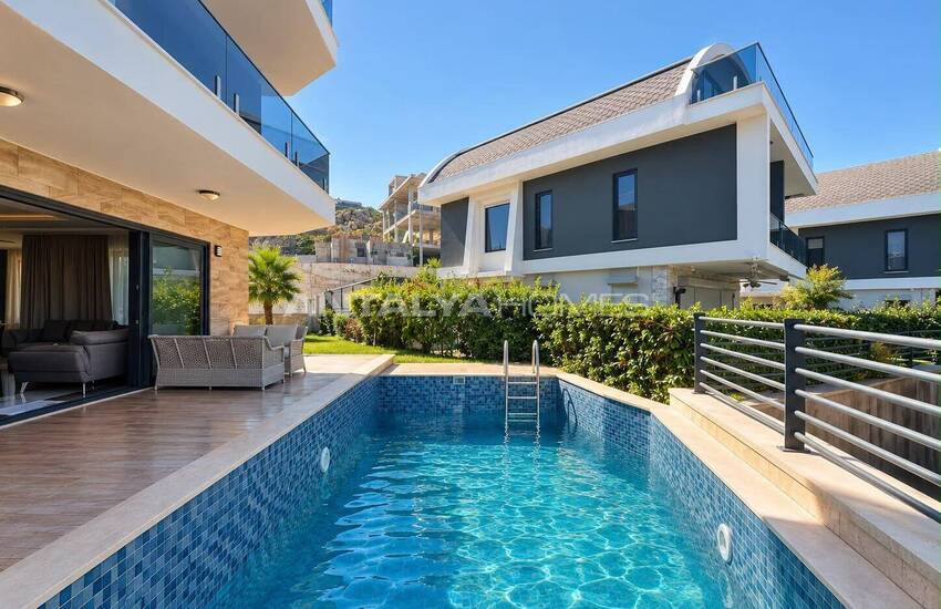 Freistehende 7-zimmer-villa Mit Pool In Alanya 2