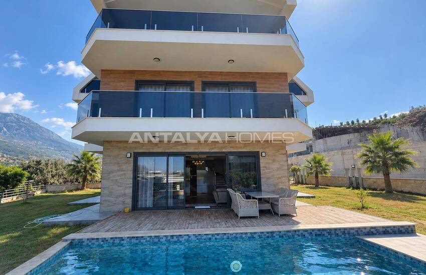 Freistehende 7-zimmer-villa Mit Pool In Alanya 1