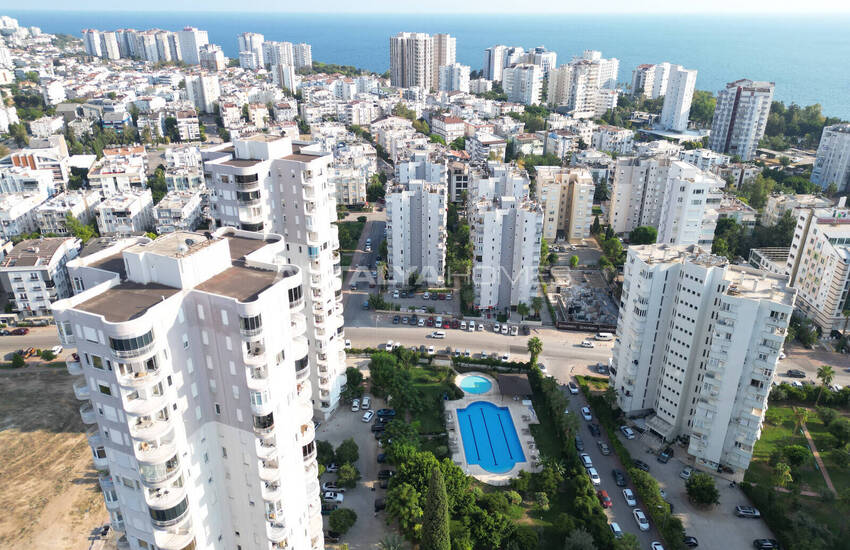 Apartment Within Walking Distance of the Sea in Antalya Muratpasa 1