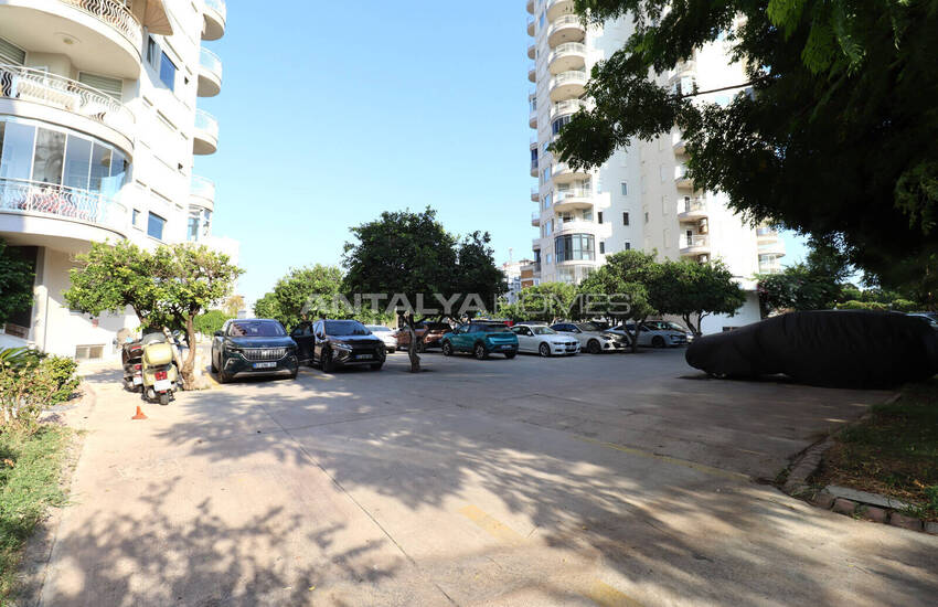 Apartment Within Walking Distance of the Sea in Antalya Muratpasa 11