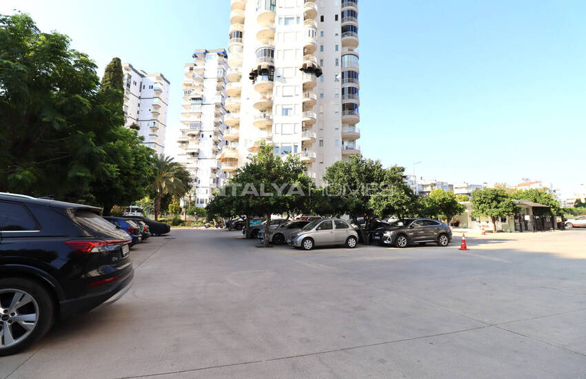 Apartment Within Walking Distance of the Sea in Antalya Muratpasa 12