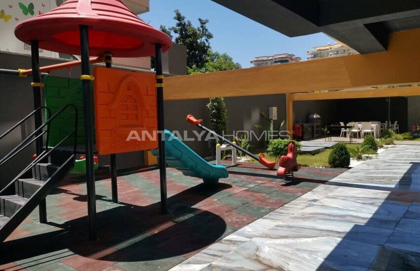 Turnkey Apartments for Sale in Alanya with a Communal Pool 9