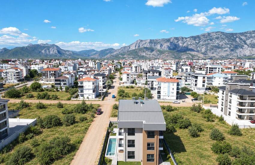 Antalya Döşemealtı'nda Yatırıma Uygun Havuzlu Sıfır Bina 1