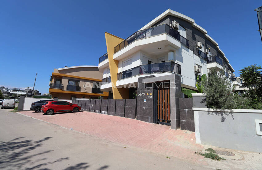 Duplexwohnung Mit Gemeinschaftspool In Antalya Muratpaşa 12