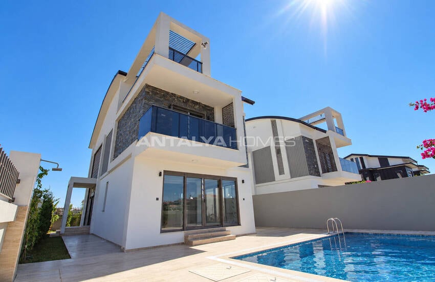 5-bedroom Detached Villa with Private Pool in Antalya Belek 4