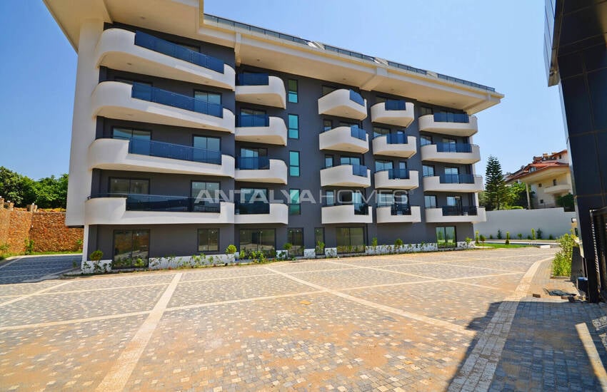Apartments with Nature View in Alanya Turkey with Communal Pool 3