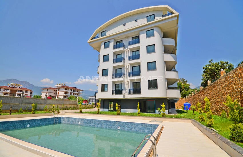 Apartments with Nature View in Alanya Turkey with Communal Pool