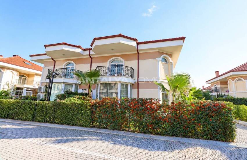 Modern Semi-detached Villa for Sale in Döşemealtı Antalya 3
