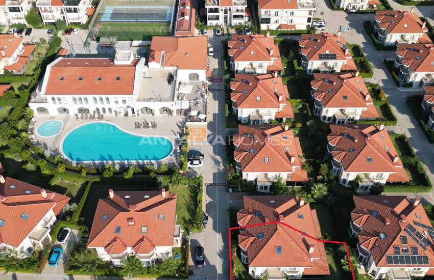 Modern Semi-detached Villa for Sale in Döşemealtı Antalya 1