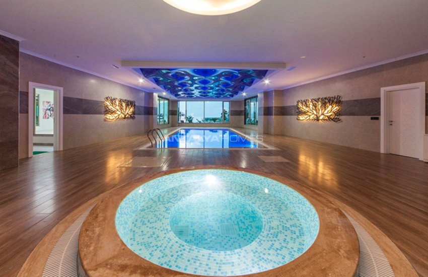 Artistically Designed Beachfront Apartments in Alanya 11