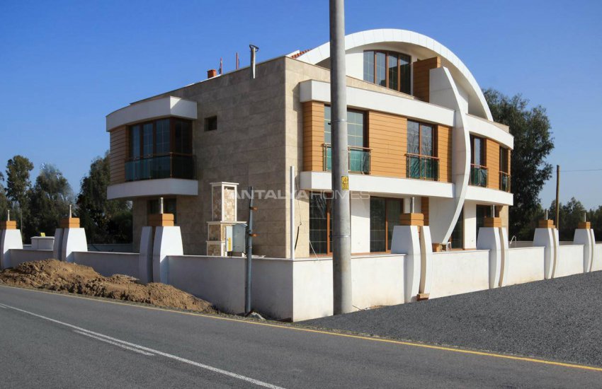 Semi-detached Villa Close to the Beach in Antalya 2
