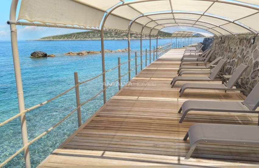 Seaside Apartments in Bodrum Gumusluk with a Courtyard 8