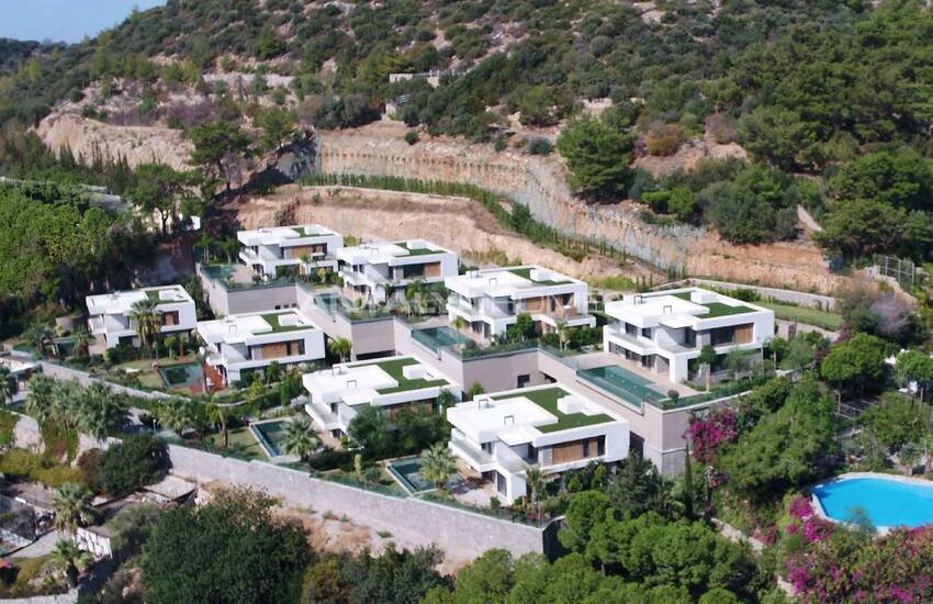 Well Located Triplex Villas with a Private Pool in Bodrum 6