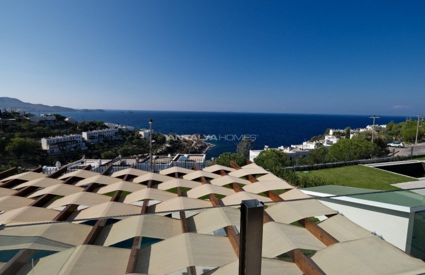 Luxury Detached Villas with Private Pier in Bodrum Yalikavak 1