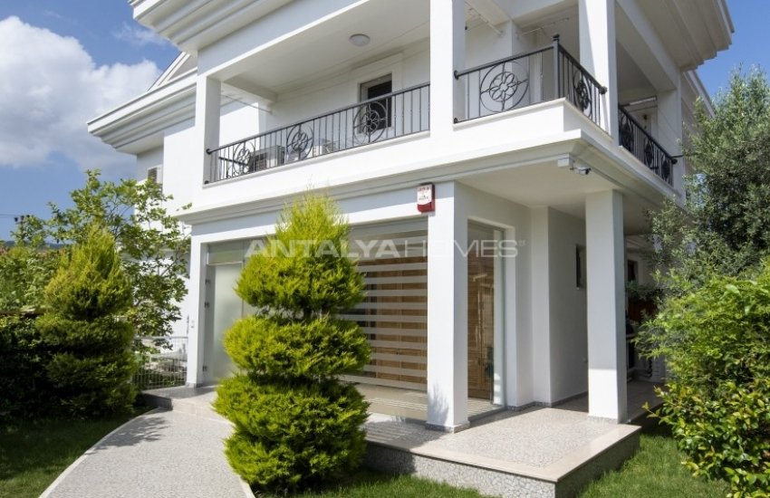 Well-maintained Modern Villa Close to the Beach in Mugla 2