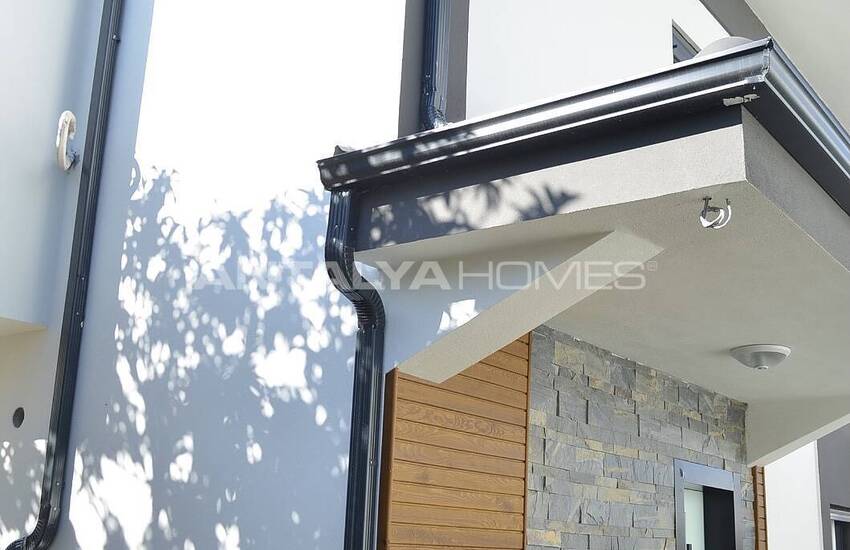 Fethiye'nin Merkezinde Bahçeli ve Modern Tasarımlı Villalar 11