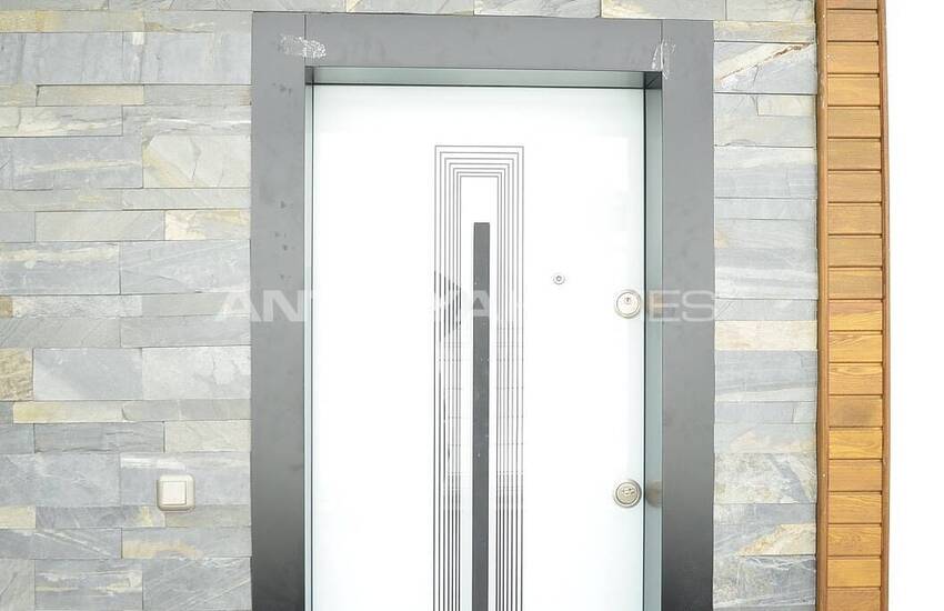 Fethiye'nin Merkezinde Bahçeli ve Modern Tasarımlı Villalar 19