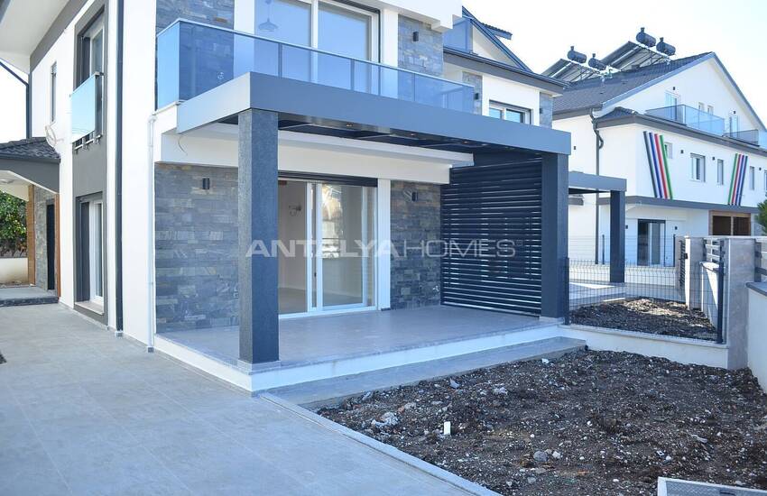 Fethiye'nin Merkezinde Bahçeli ve Modern Tasarımlı Villalar 5