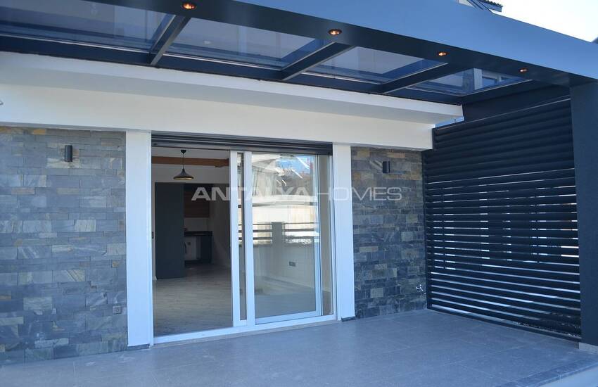 Fethiye'nin Merkezinde Bahçeli ve Modern Tasarımlı Villalar 9