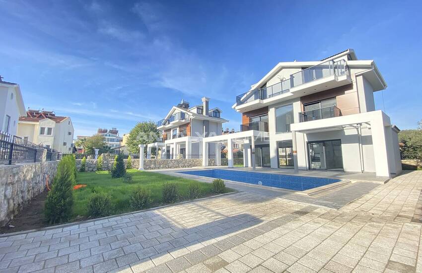 Triplex Villa with Pool and Fireplace in Hisaronu Fethiye 4