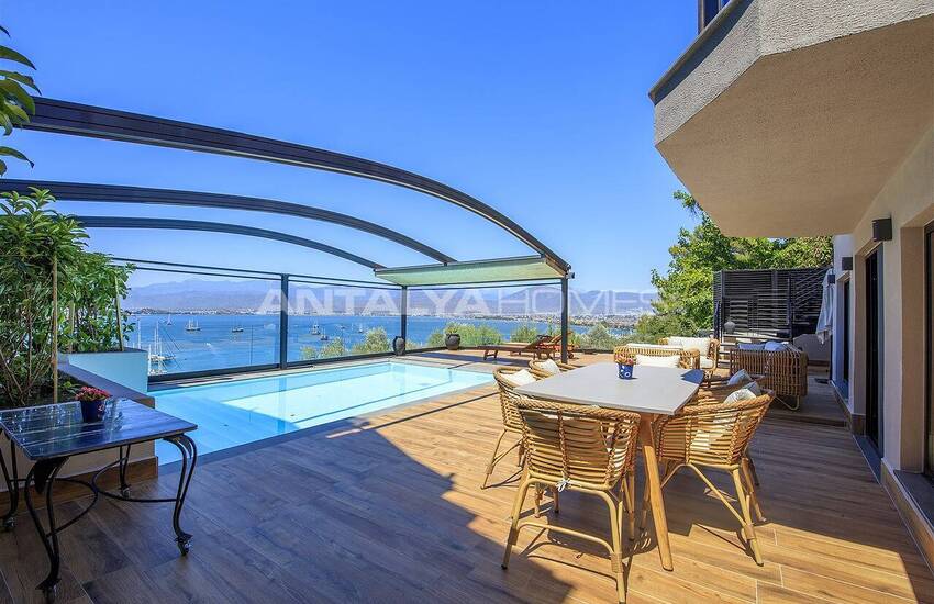 Triplex Villa with Pool and Garden in Karagozler Fethiye 8