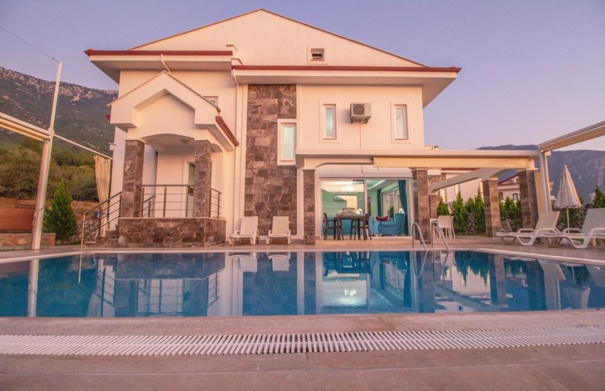 House with Private Turkish Bath and Pool in Ovacik, Fethiye 2