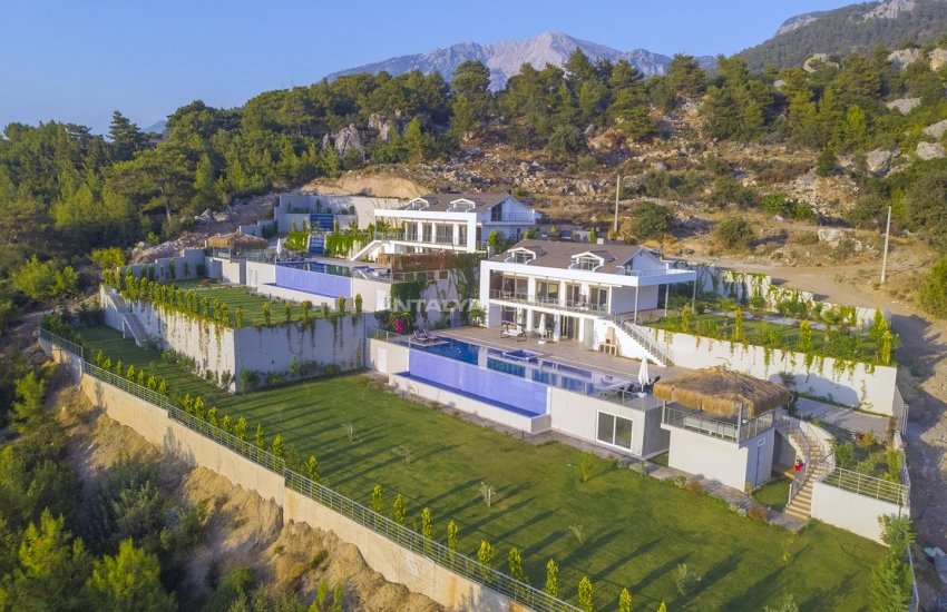 Ultra Luxe 4+1 Villa with Pool and Jacuzzi in Fethiye Mugla 5