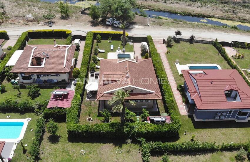 Muğla Fethiye’de Huzurlu Konumda Havuzlu Eşyalı Lüks Villa 7