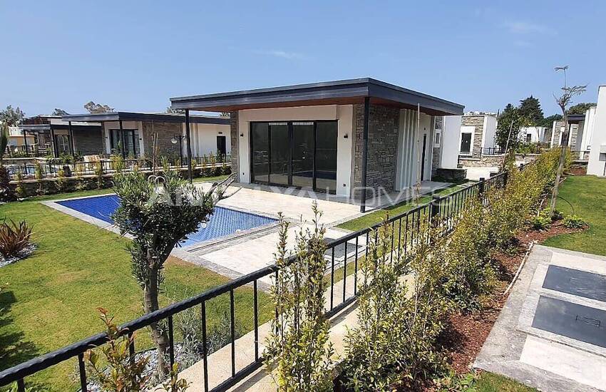 Detached Villas with Private Gardens in Mugla Bodrum 2