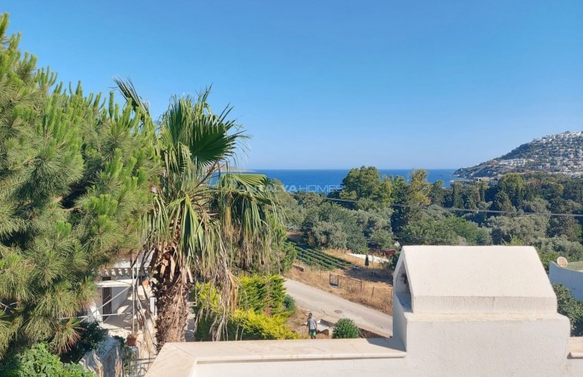Bodrum Gümüşlük'te Denize Yürüme Mesafesinde İkiz Villa 4