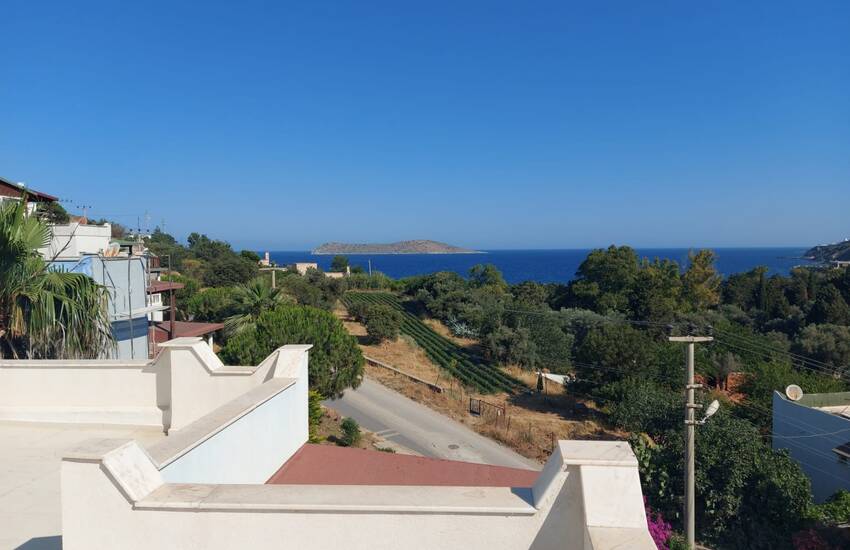 Triplex Home Within Walking Distance of the Beach in Bodrum 1