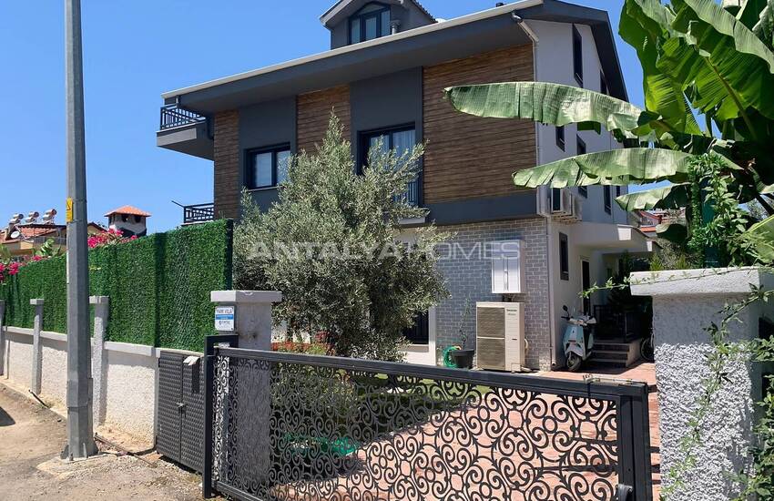 Detached Villa with Private Garden Near the Sea in Fethiye 1
