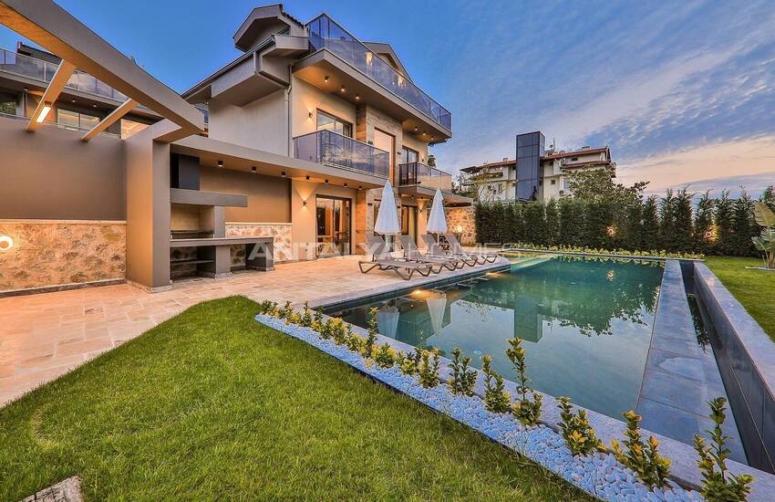 Luxury Villas with Private Pools and Saunas in Ciftlik, Fethiye 3