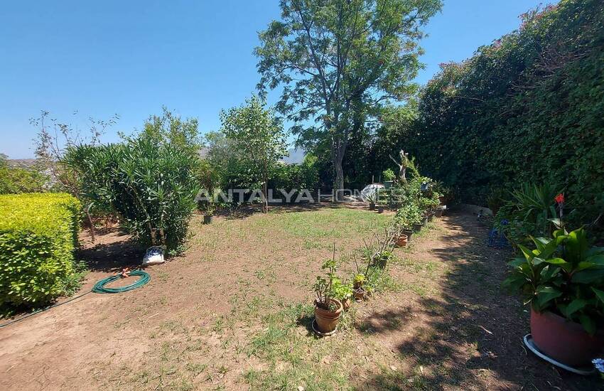 Detached House with Sea View in Corner Location in Bodrum 13