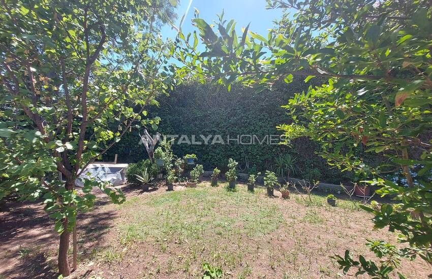 Detached House with Sea View in Corner Location in Bodrum 6