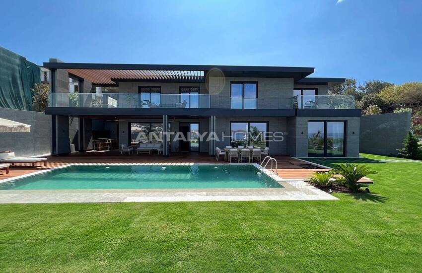 Villas Indépendantes À Bodrum Avec Jetée Et Plage Privées 8