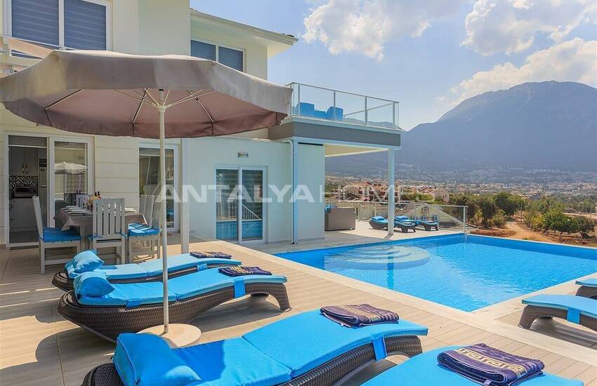 Luxury Detached House with Private Swimming Pool in Fethiye, Mugla 3