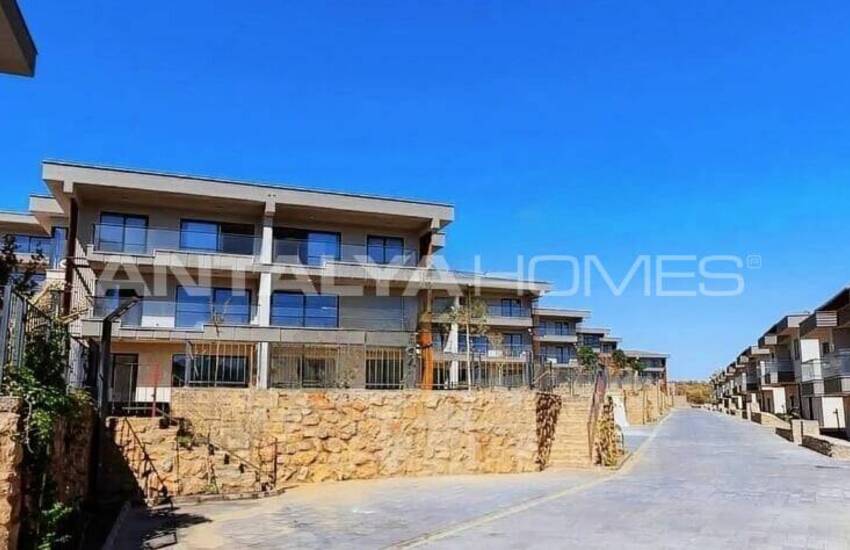 Bodrum Havalimanına Yakın Havuzlu Lüks Sitede Akıllı Daireler 1