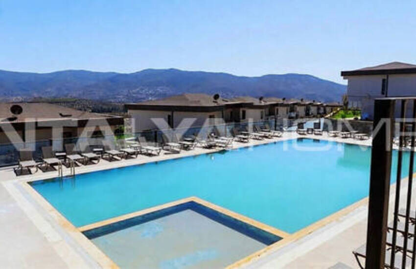 Bodrum Havalimanına Yakın Havuzlu Lüks Sitede Akıllı Daireler 2