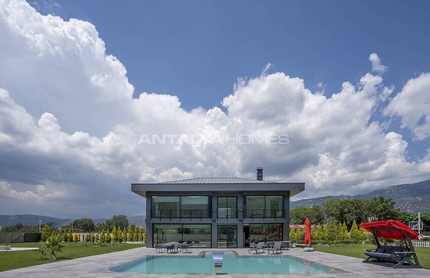 Ready-to-move Villa with Spacious Design in Mugla Mentese 4
