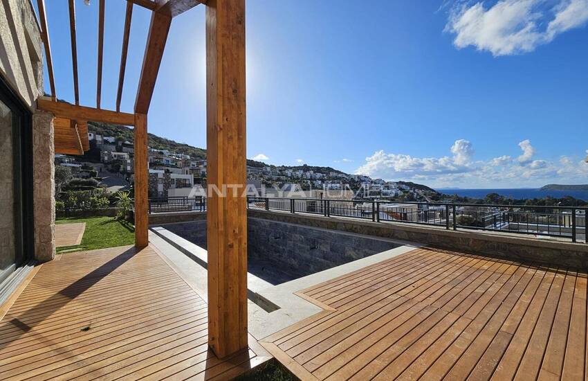Bodrum Gümüşlük'te Deniz Manzaralı Taş Villalar 8