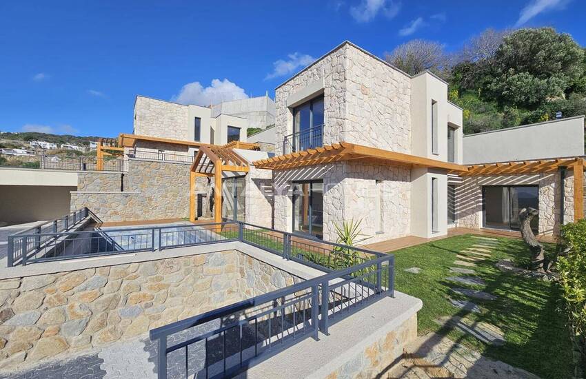 Bodrum Gümüşlük'te Deniz Manzaralı Taş Villalar 4