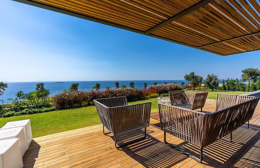 Luxury Detached Villas in a Comprehensive Complex in Milas