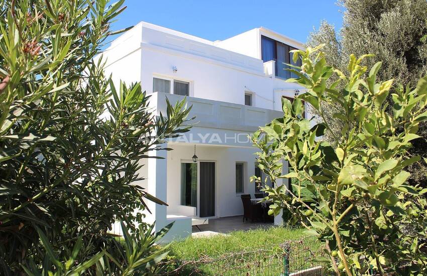 Doppelhaushälfte Mit Meerblick Und Garten In Bodrum Turkbuku 6