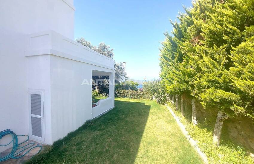 Doppelhaushälfte Mit Meerblick Und Garten In Bodrum Turkbuku 7