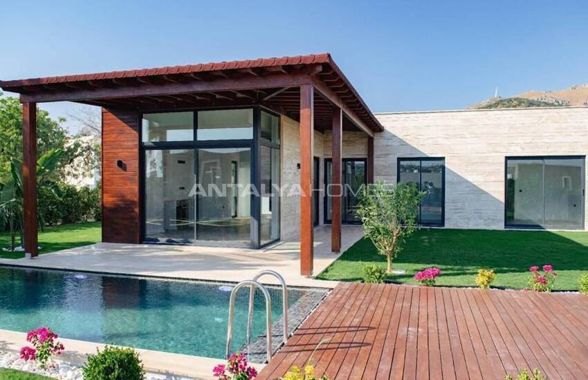 Einzel Villen Mit Privatpool Und Garten In Bodrum Gumusluk 2